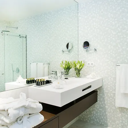 Otel Pestana - A Brasileira, Center & Heritage Building 5*
