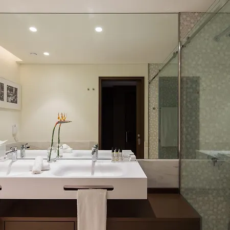 Pestana - A Brasileira, Center & Heritage Building Hotel Oporto