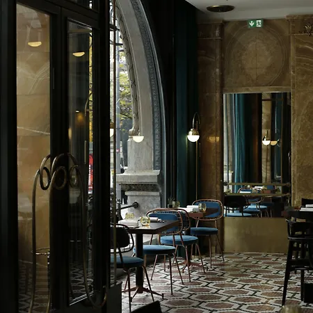 Pestana - A Brasileira, Center & Heritage Building Otel