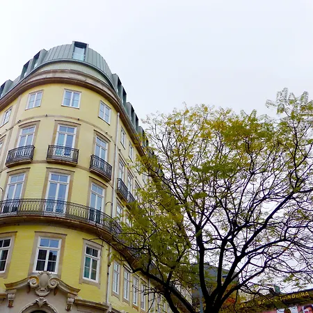 Pestana - A Brasileira, Center & Heritage Building Otel