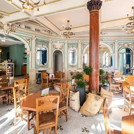 Pestana - A Brasileira, Center & Heritage Building 5*