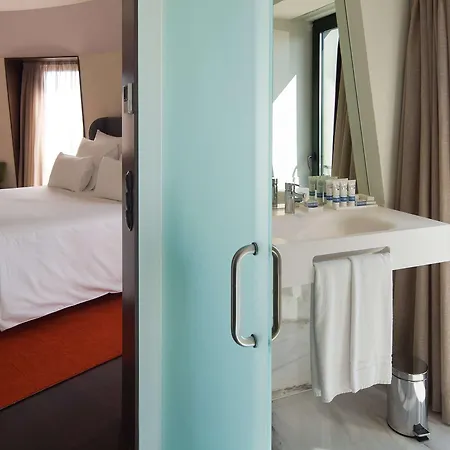 Pestana - A Brasileira, Center & Heritage Building Porto