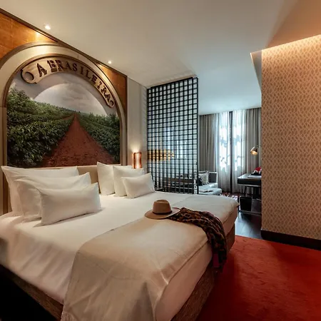 Pestana - A Brasileira, Center & Heritage Building 5*