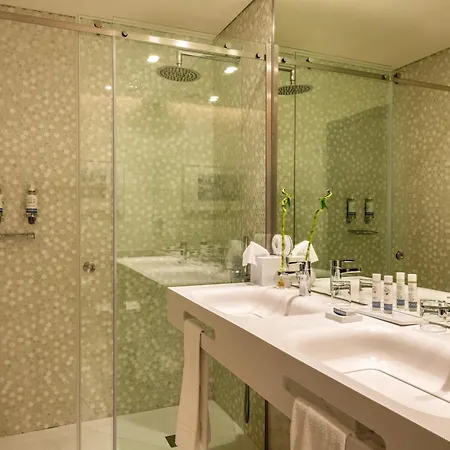Pestana - A Brasileira, Center & Heritage Building Hotel