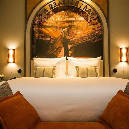 Pestana - A Brasileira, Center & Heritage Building
