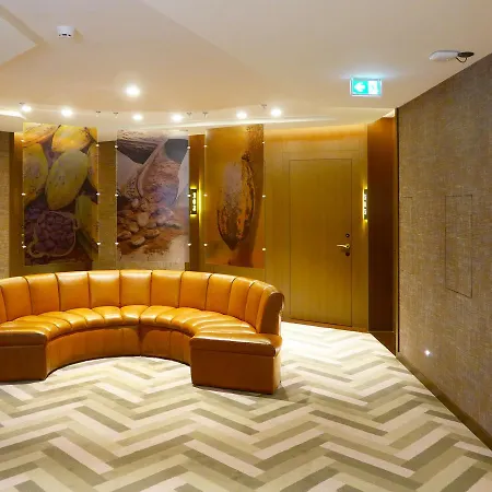 Hotel Pestana - A Brasileira, Center & Heritage Building