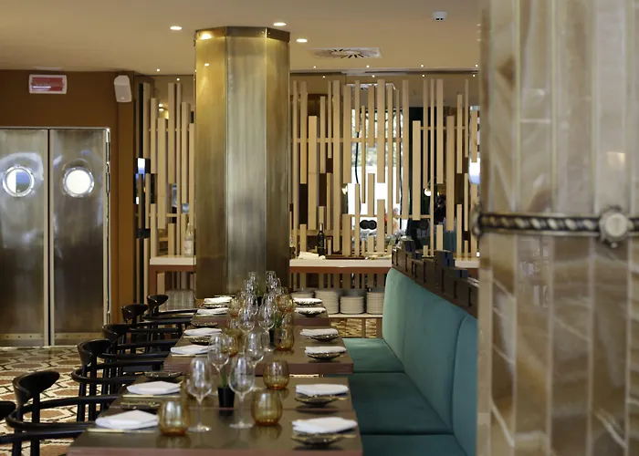 Pestana - A Brasileira, Center & Heritage Building 5* Oporto