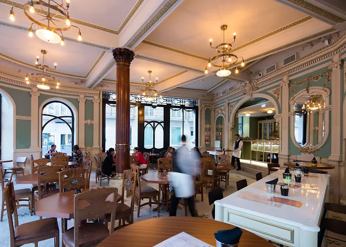 Pestana - A Brasileira, Center & Heritage Building