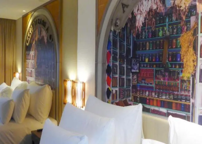 Pestana - A Brasileira, Center & Heritage Building 5*