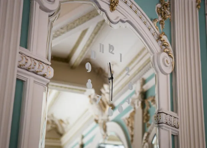 Hotel Pestana - A Brasileira, Center & Heritage Building Oporto