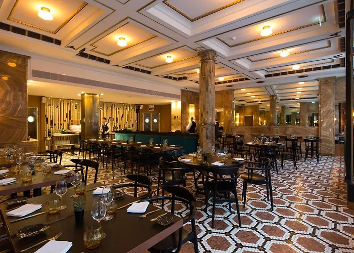 Pestana - A Brasileira, Center & Heritage Building 5*