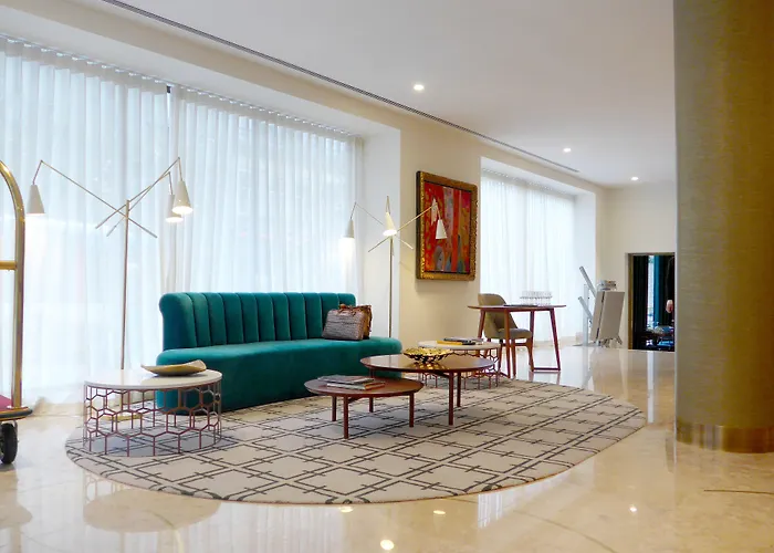 מלון Pestana - A Brasileira, Center & Heritage Building פורטו